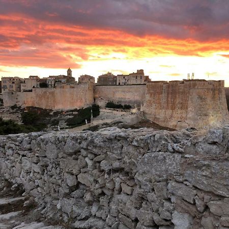 Faro Di Capo Testa Bonifacio  Buitenkant foto